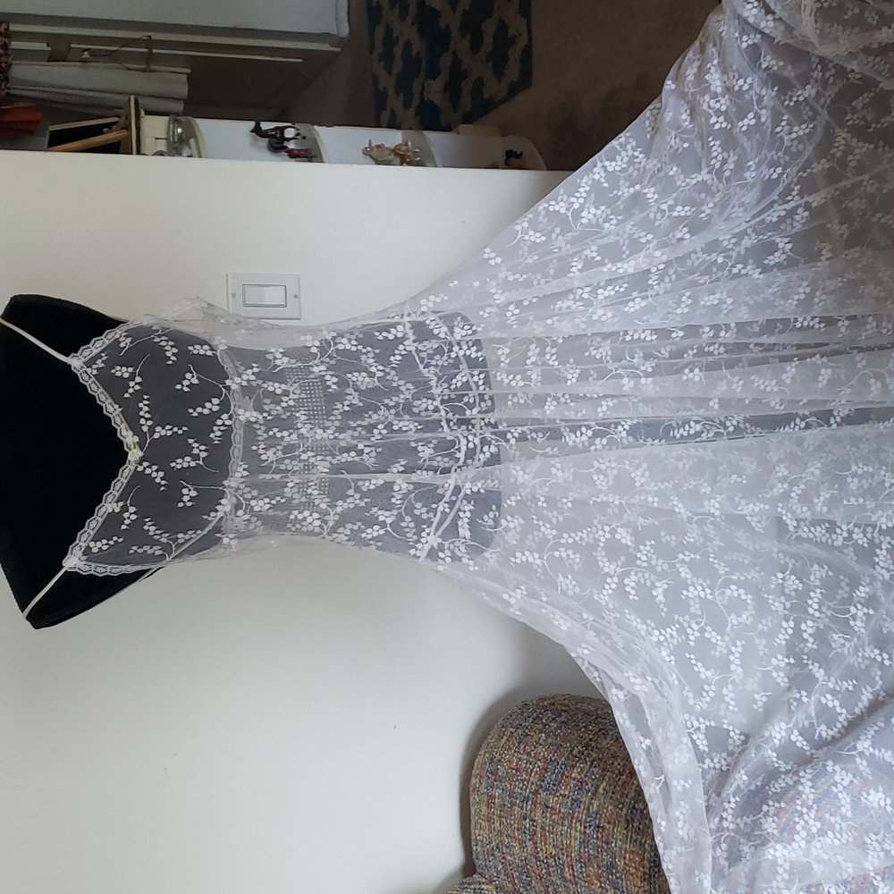 White vintage Only Hearts nightgown set